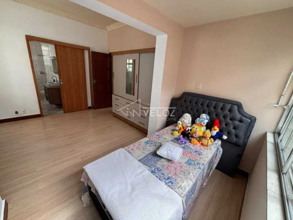 Apartamento, 3 quartos, 140 m² - Foto 3