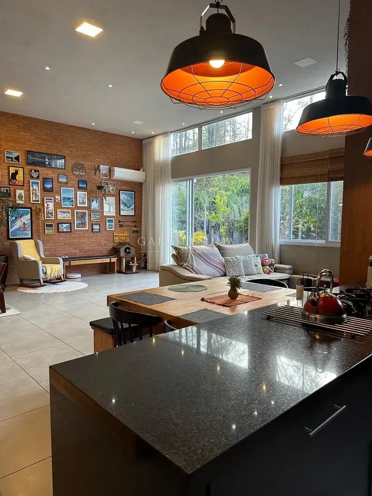 Casa, 3 quartos, 1000 m² - Foto 2