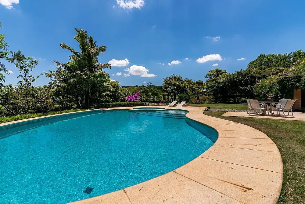 Casa, 7 quartos, 3635 m² - Foto 1