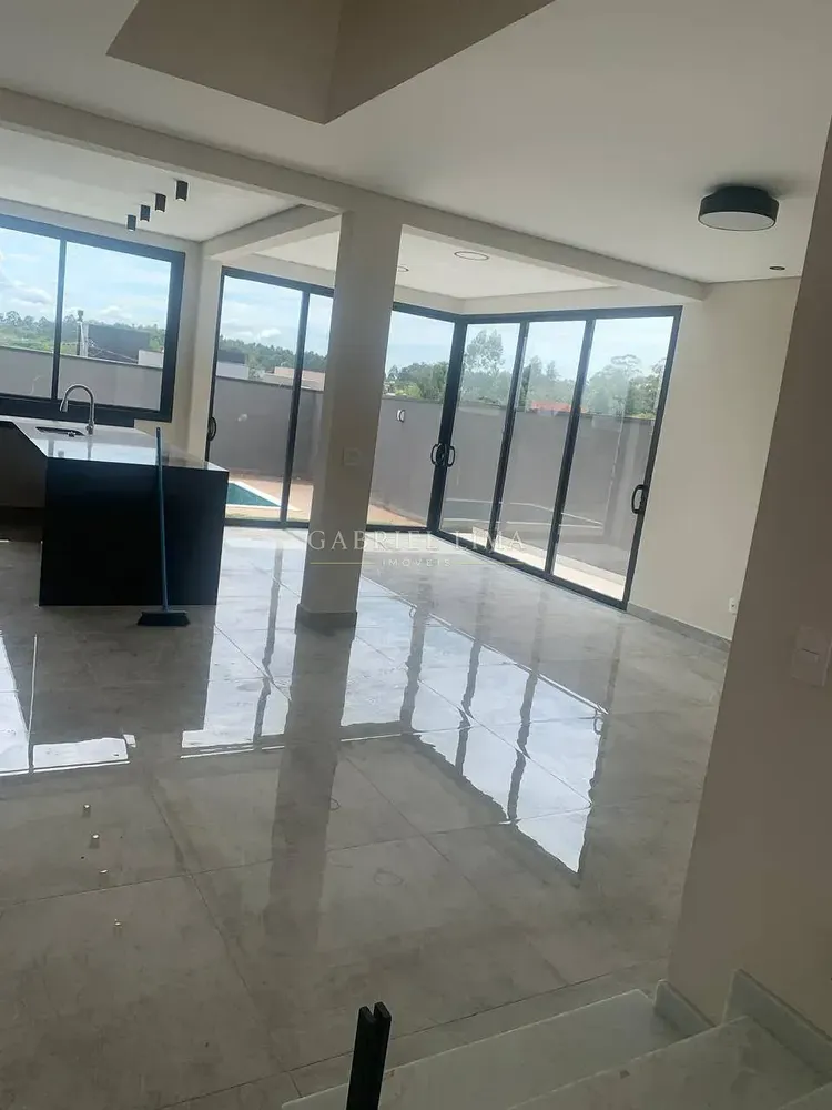 Casa, 3 quartos, 300 m² - Foto 1