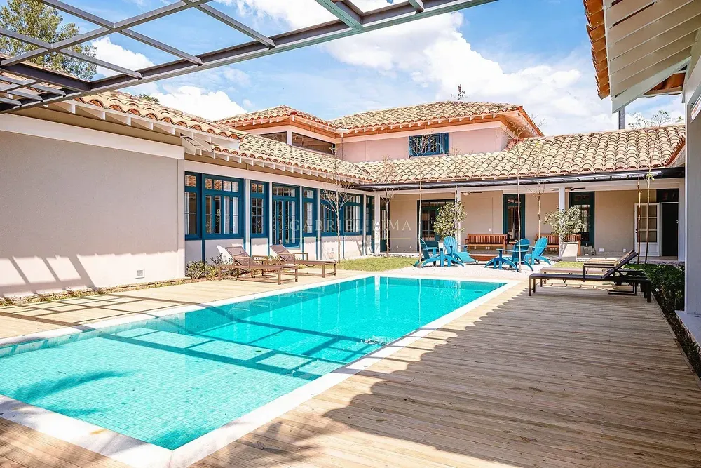 Casa, 5 quartos, 1050 m² - Foto 1