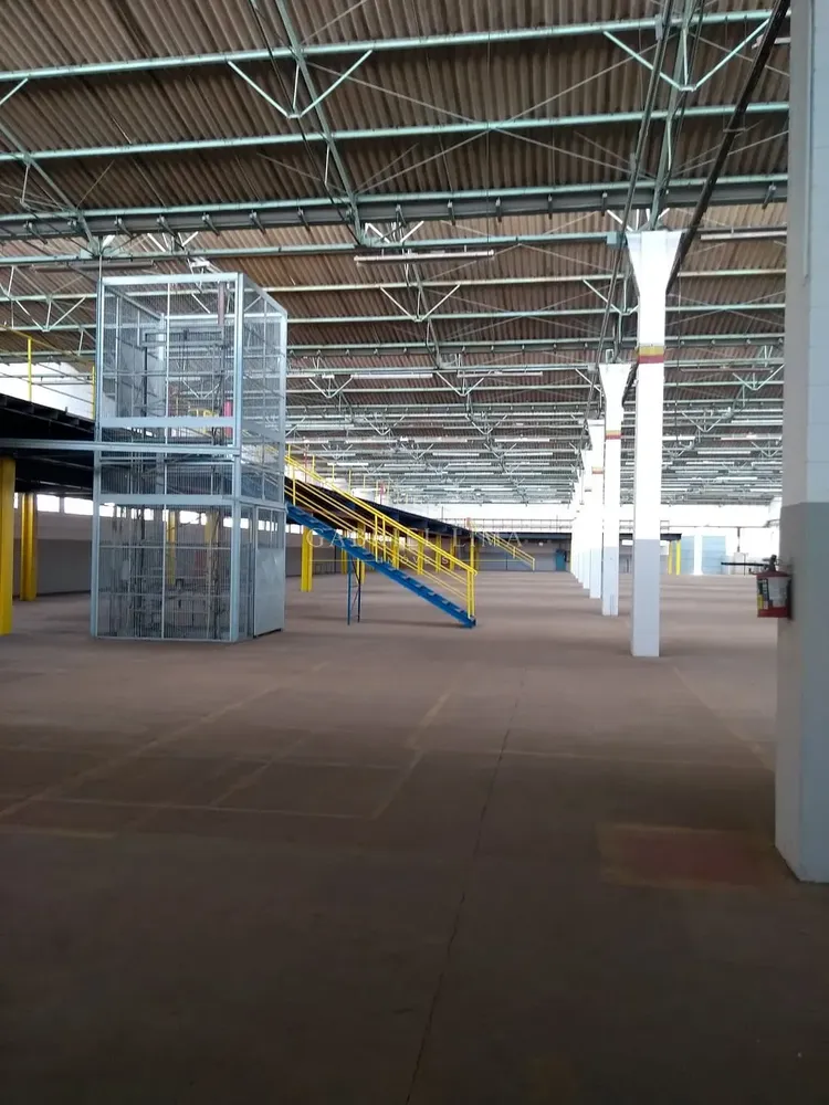 Depósito-Galpão, 18000 m² - Foto 8