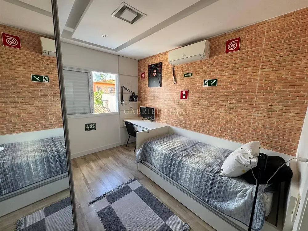 Casa, 3 quartos, 209 m² - Foto 3