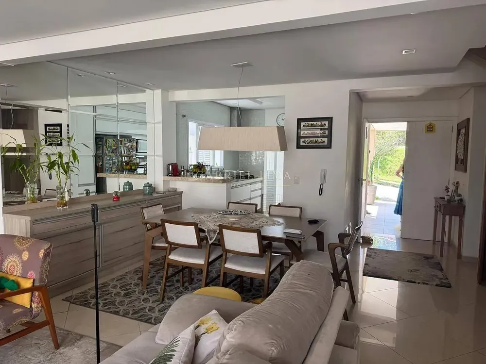 Casa, 3 quartos, 209 m² - Foto 2