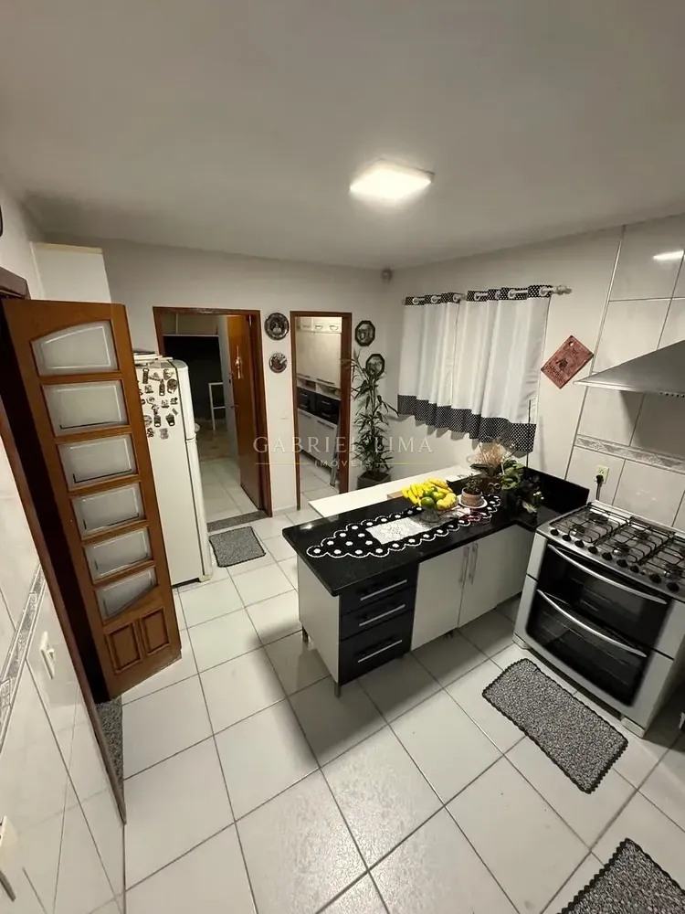 Casa, 3 quartos, 250 m² - Foto 6