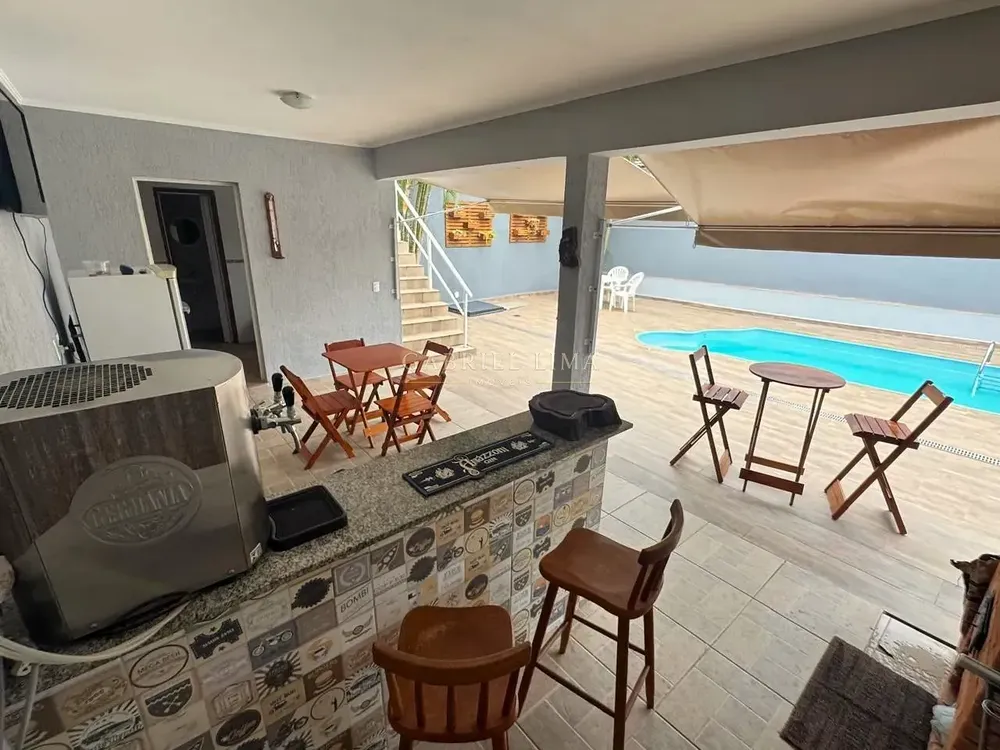 Casa, 3 quartos, 250 m² - Foto 3
