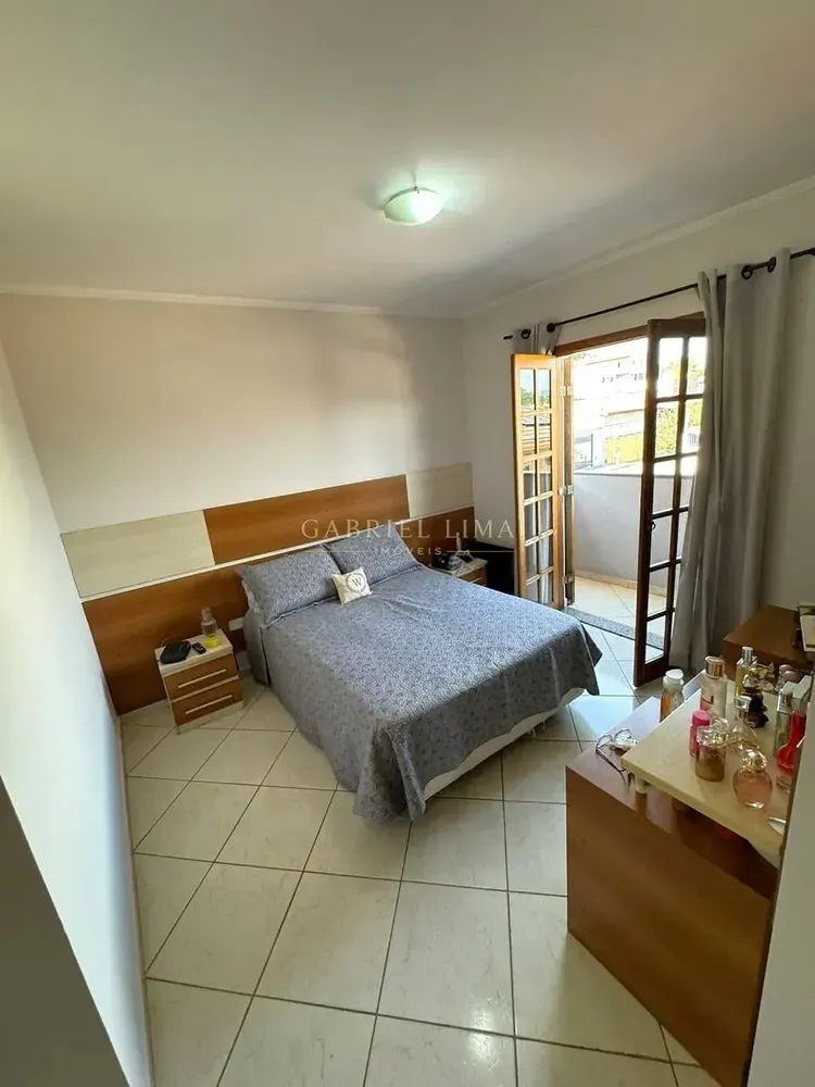 Casa, 3 quartos, 250 m² - Foto 9