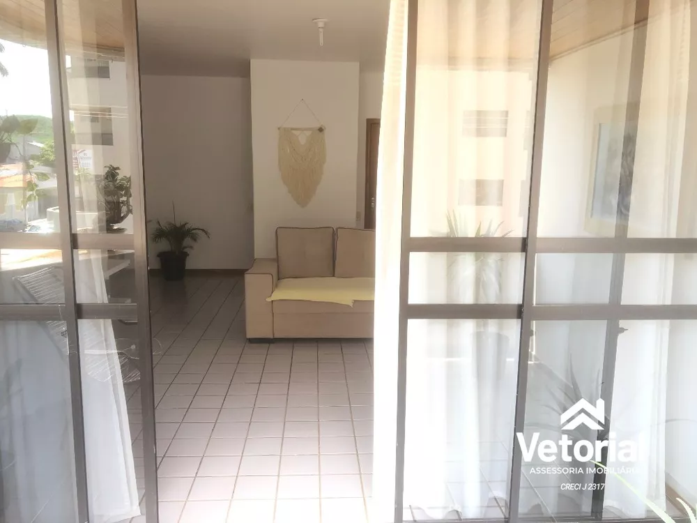 Apartamento à venda com 3 quartos, 121m² - Foto 6