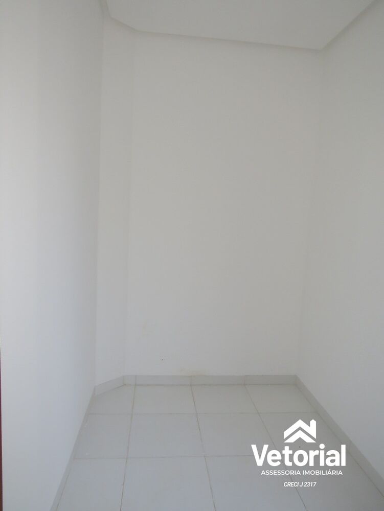Casa à venda com 3 quartos, 225m² - Foto 5
