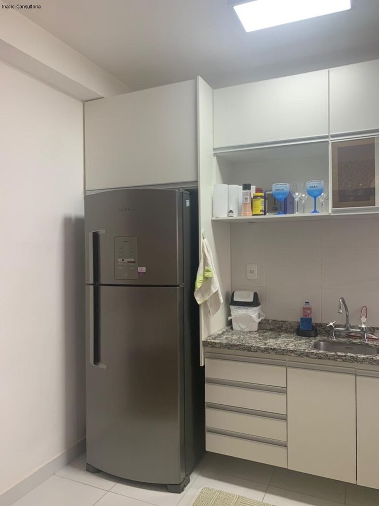 Apartamento para alugar com 3 quartos, 76m² - Foto 3