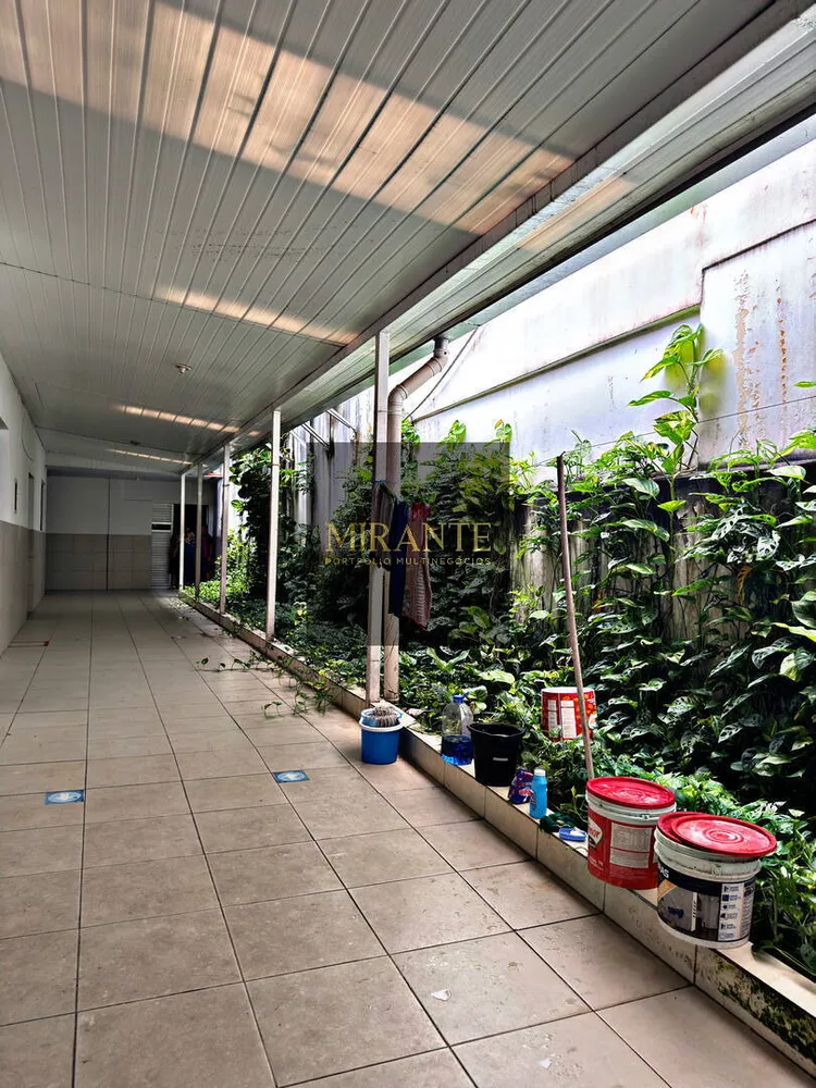 Prédio Inteiro, 700 m² - Foto 12