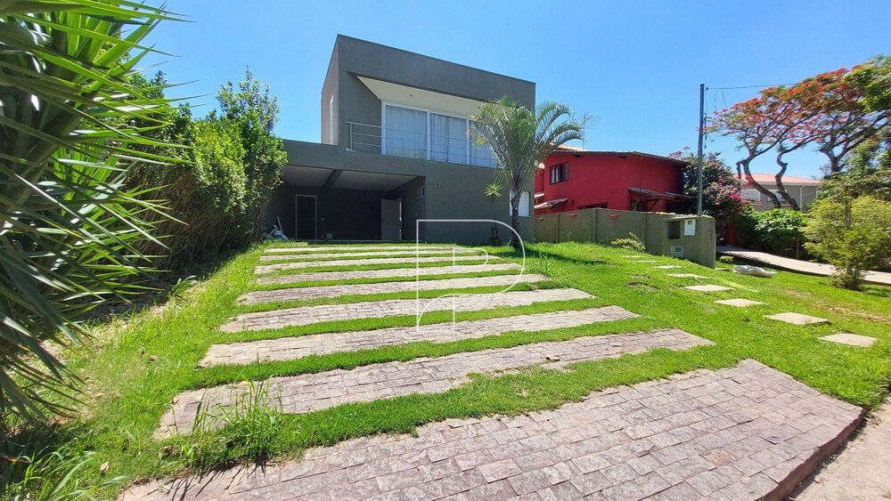 Casa à venda e aluguel com 4 quartos, 306m² - Foto 2