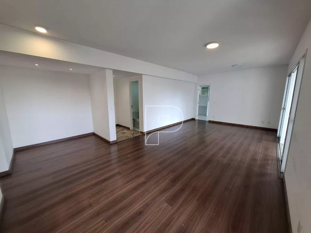 Apartamento para alugar com 3 quartos, 136m² - Foto 1