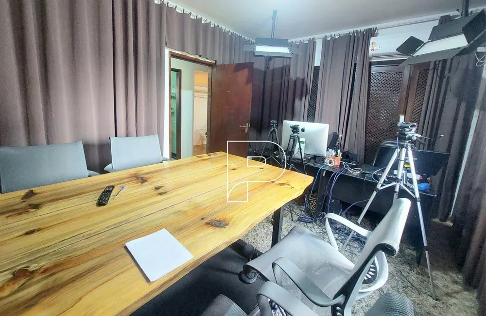Casa, 3 quartos, 219 m² - Foto 4