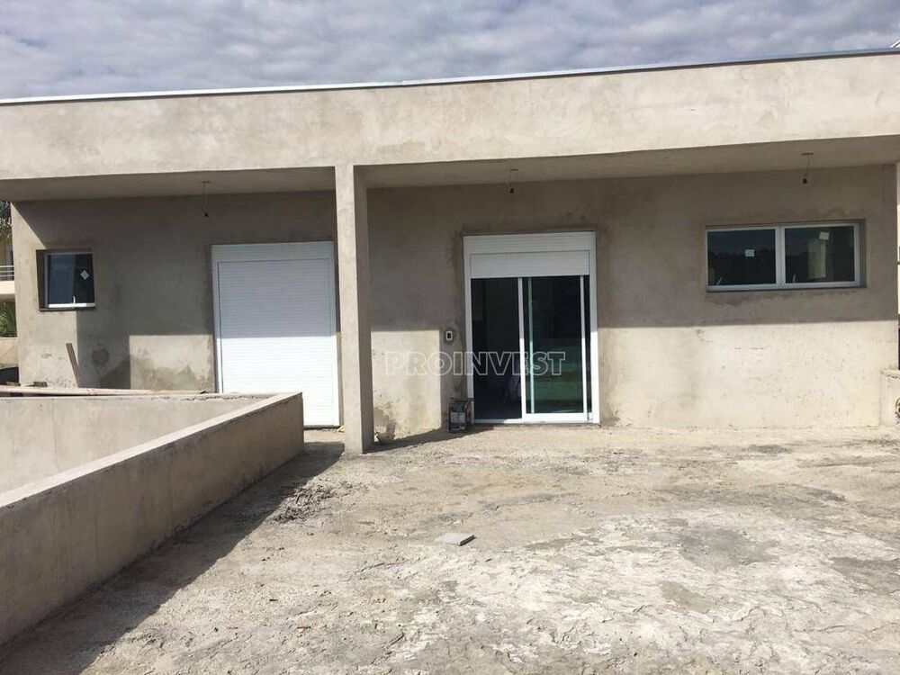 Casa de Condomínio à venda com 4 quartos, 370m² - Foto 1