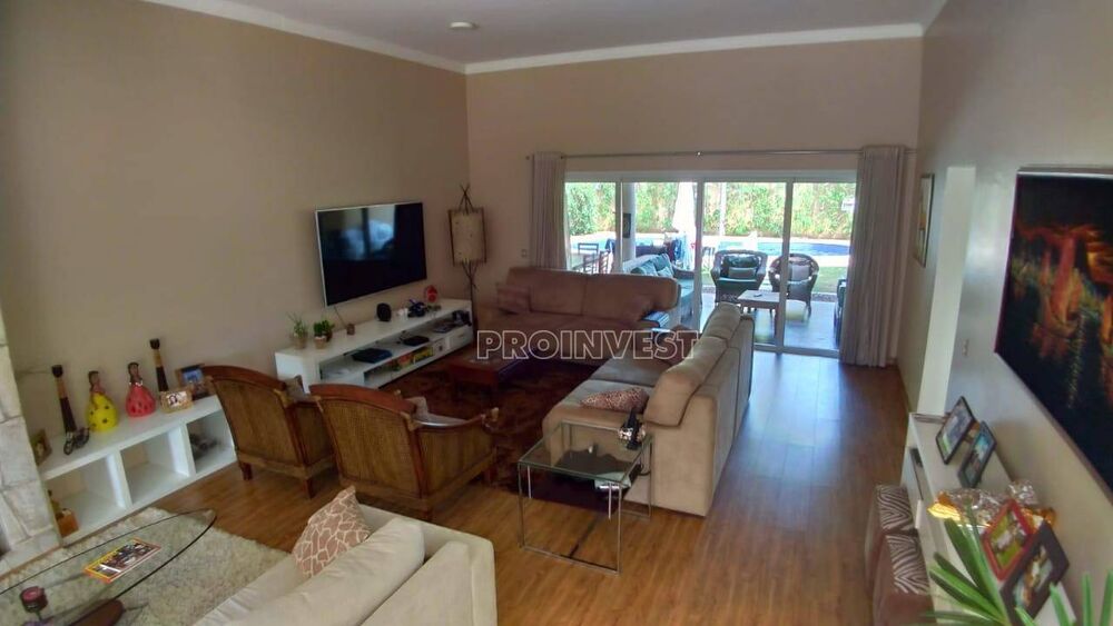 Casa de Condomínio à venda com 4 quartos, 388m² - Foto 4