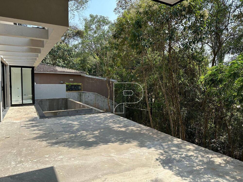 Casa de Condomínio à venda com 5 quartos, 374m² - Foto 4