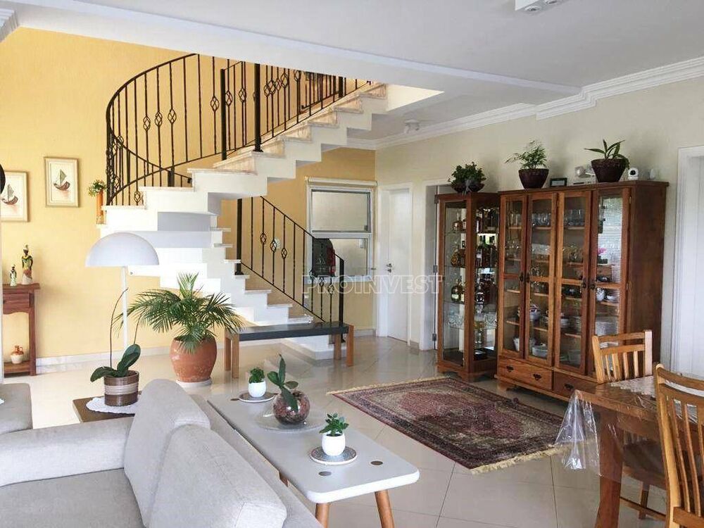 Casa de Condomínio à venda com 4 quartos, 300m² - Foto 1