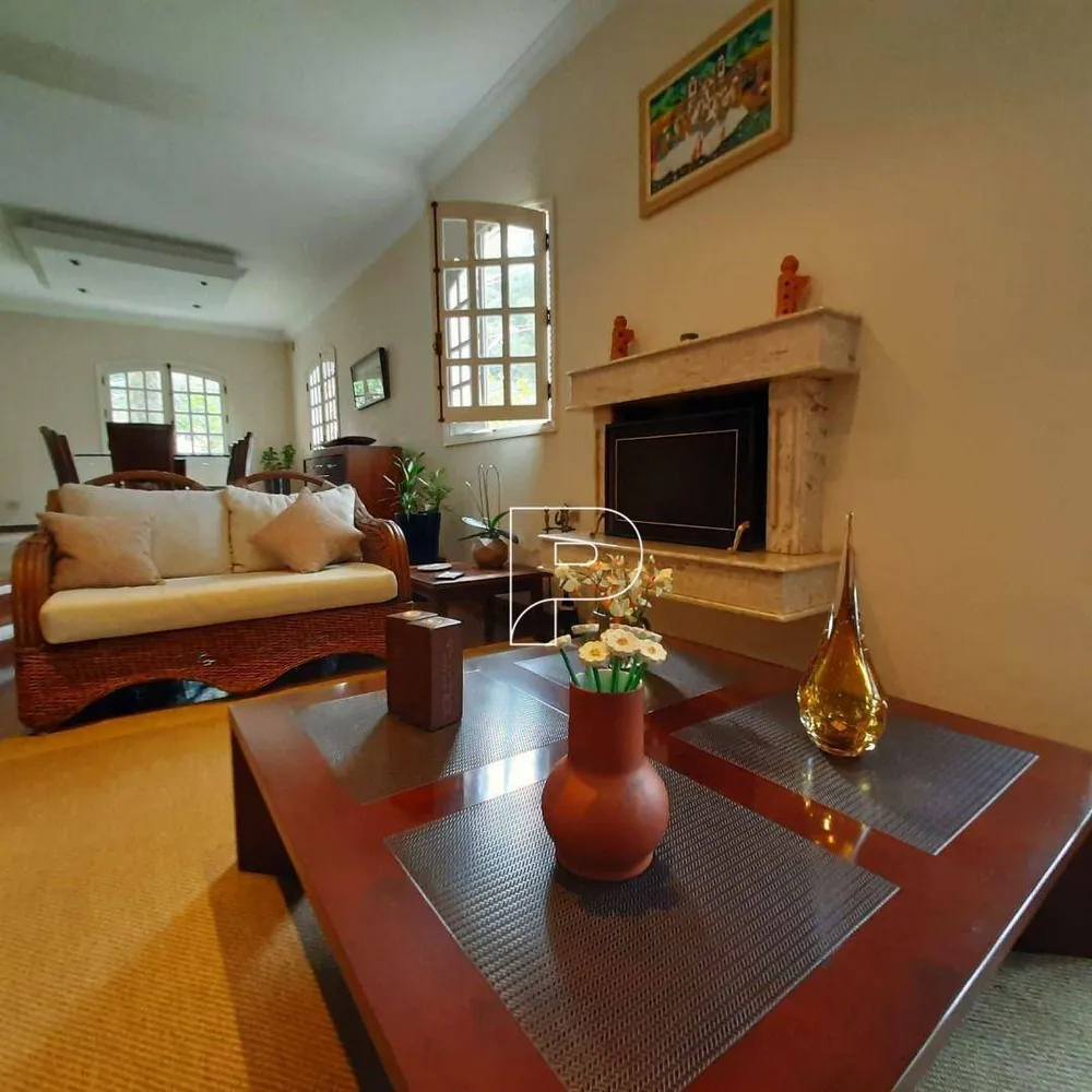 Casa, 4 quartos, 320 m² - Foto 1