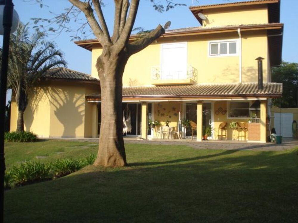 Casa de Condomínio à venda com 4 quartos, 380m² - Foto 1