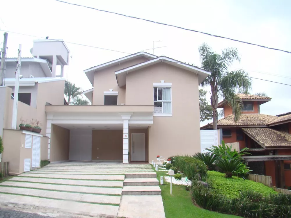 Casa de Condomínio à venda com 3 quartos, 228m² - Foto 1