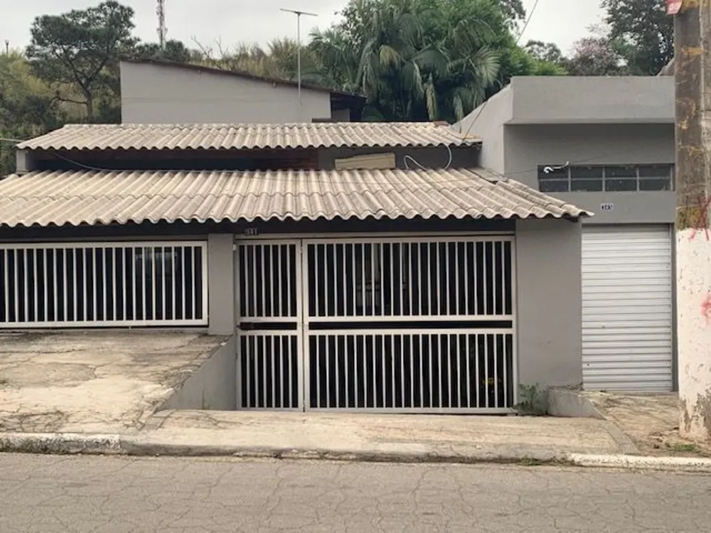 Casa, 3 quartos, 200 m² - Foto 1