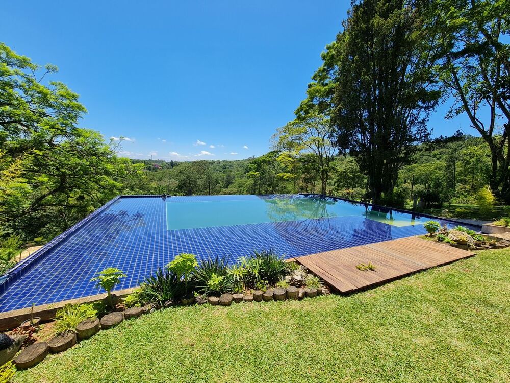 Pousada-Chalé, 8 quartos, 701 m² - Foto 1