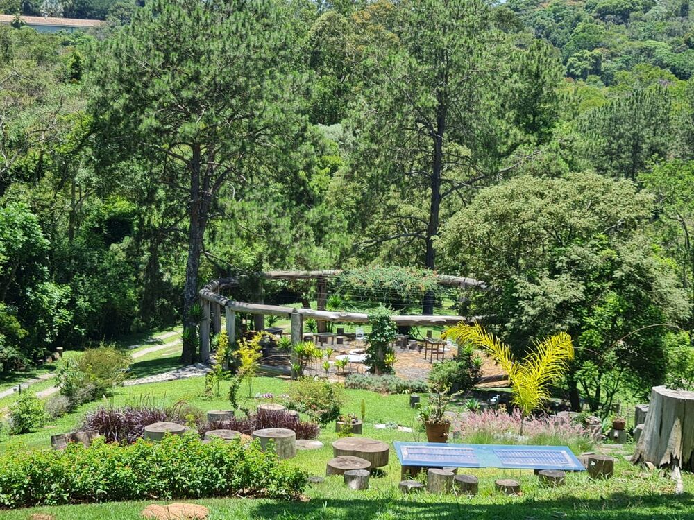 Pousada-Chalé, 8 quartos, 701 m² - Foto 5