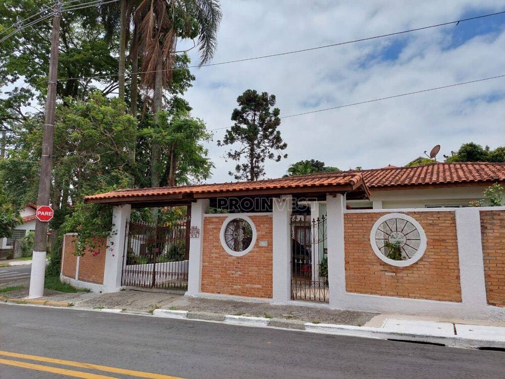 Casa, 4 quartos, 283 m² - Foto 1