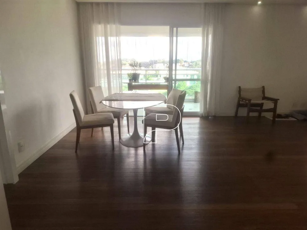 Apartamento, 3 quartos, 137 m² - Foto 2