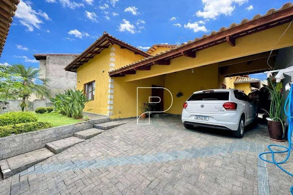 Casa, 3 quartos, 280 m² - Foto 1
