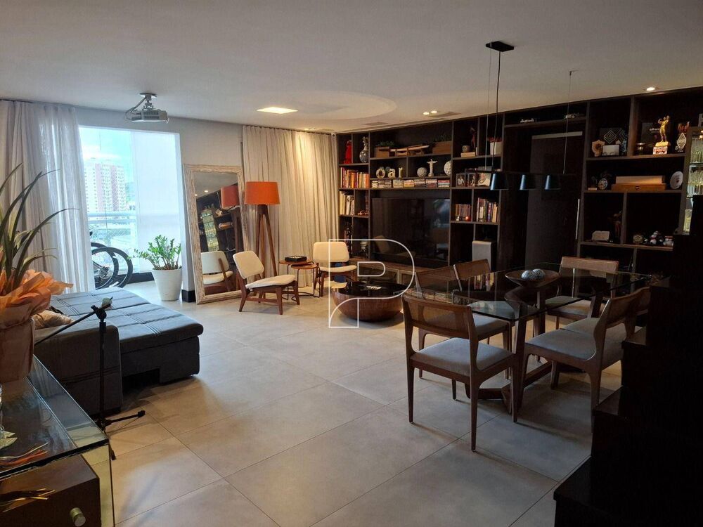 Apartamento, 3 quartos, 233 m² - Foto 2