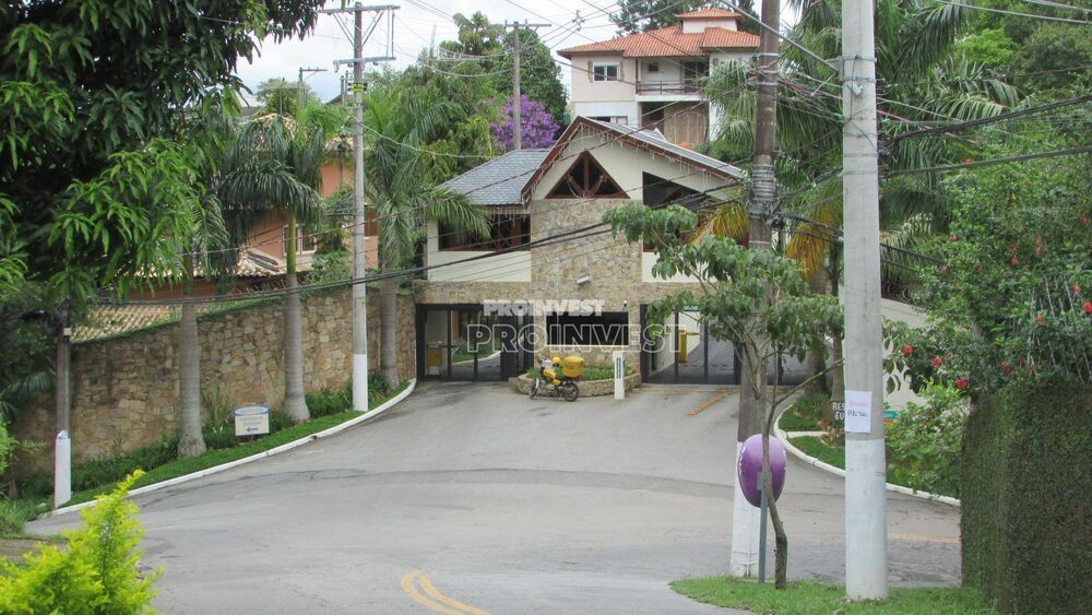 Casa de Condomínio à venda com 4 quartos, 234m² - Foto 4
