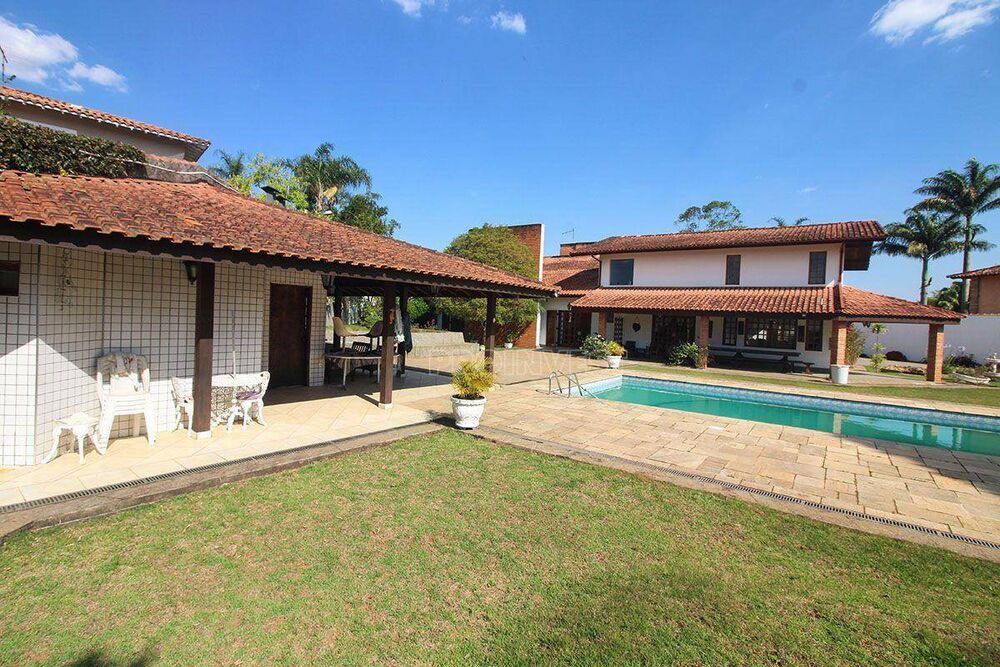 Casa de Condomínio à venda e aluguel com 4 quartos, 868m² - Foto 2
