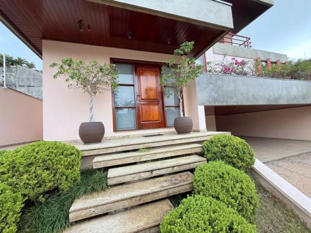 Casa, 5 quartos, 486 m² - Foto 1