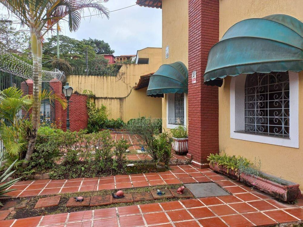 Casa, 3 quartos, 236 m² - Foto 3