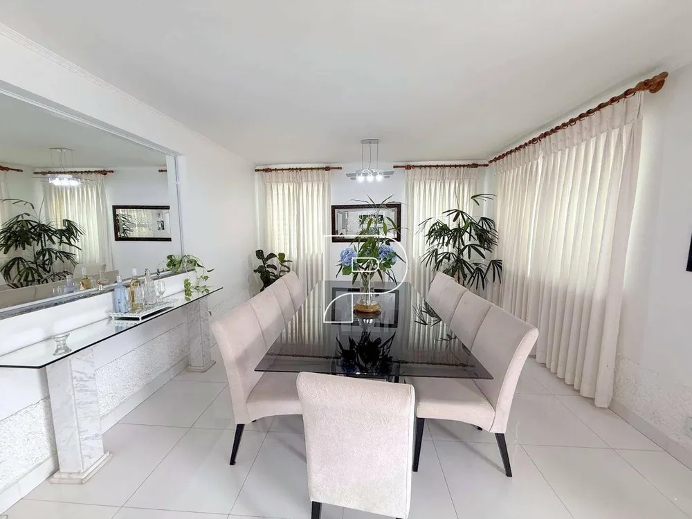 Casa, 3 quartos, 336 m² - Foto 1