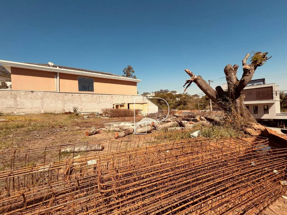Loteamento e Condomínio, 500 m² - Foto 1