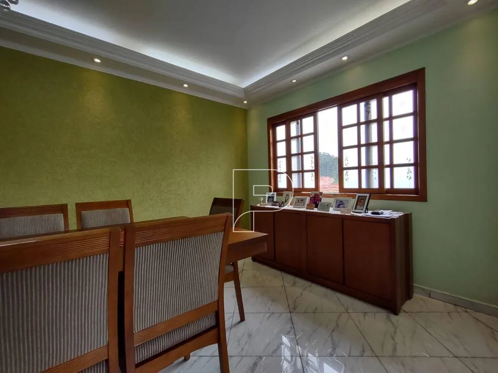 Casa, 4 quartos, 235 m² - Foto 3