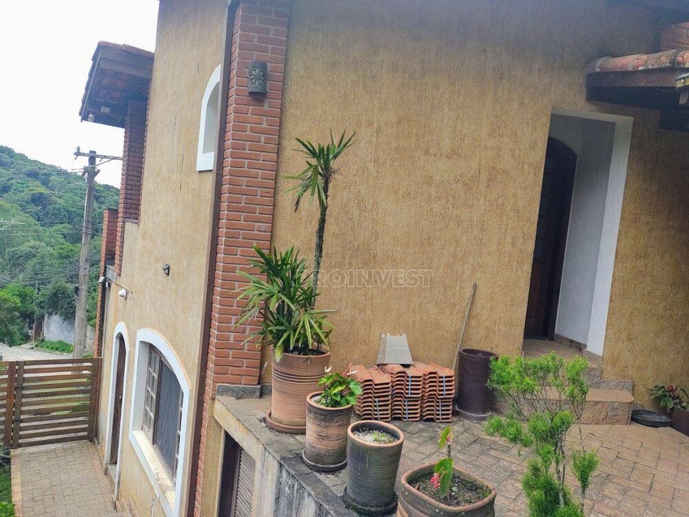 Casa de Condomínio à venda com 5 quartos, 450m² - Foto 7