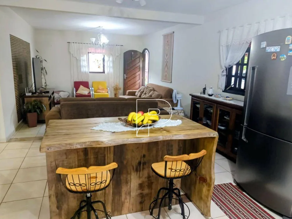 Casa, 3 quartos, 266 m² - Foto 3