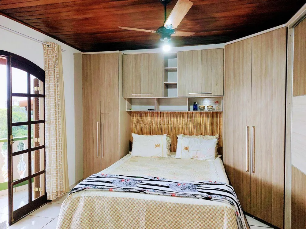 Casa, 3 quartos, 218 m² - Foto 4