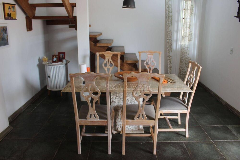 Casa, 4 quartos, 390 m² - Foto 1