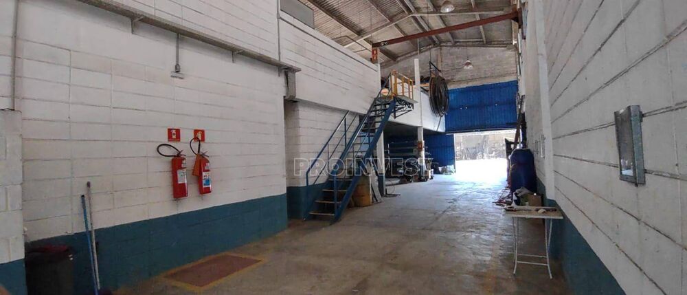 Depósito-Galpão, 762 m² - Foto 1