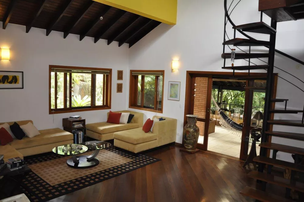 Casa de Condomínio à venda com 4 quartos, 540m² - Foto 3