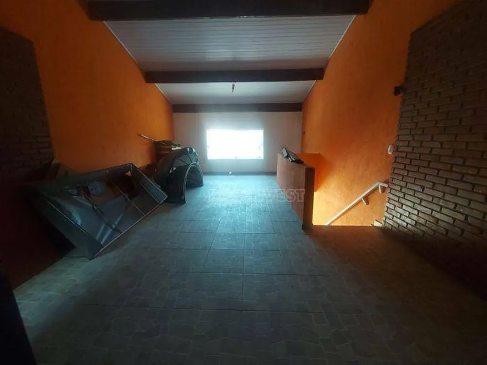 Casa, 3 quartos, 243 m² - Foto 11