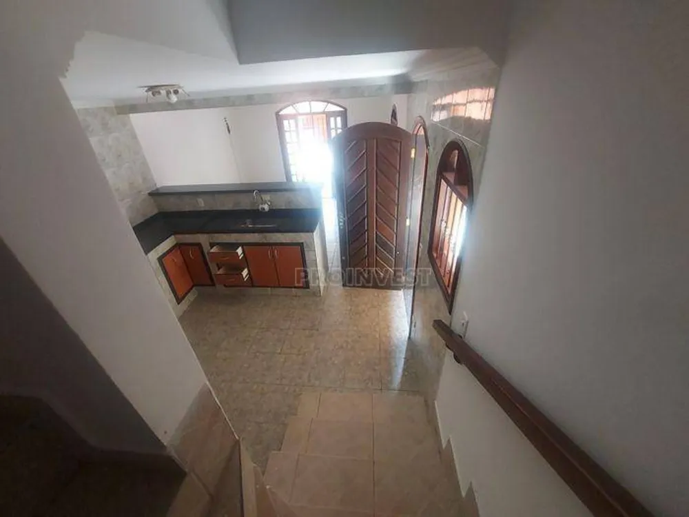 Casa, 3 quartos, 243 m² - Foto 3