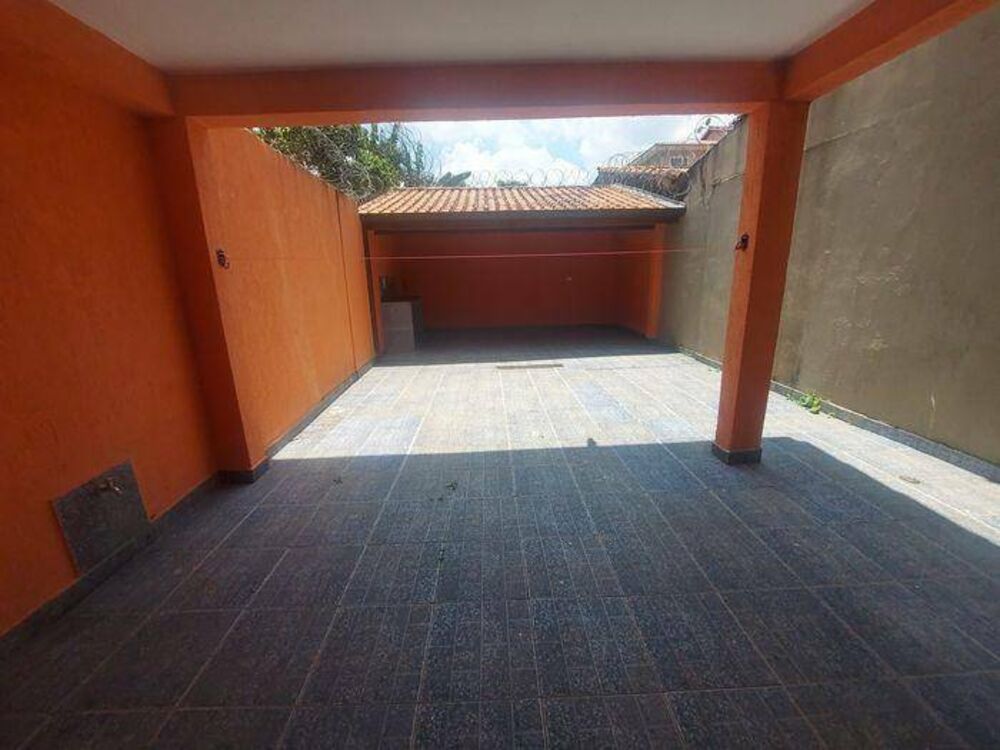 Casa, 3 quartos, 243 m² - Foto 4
