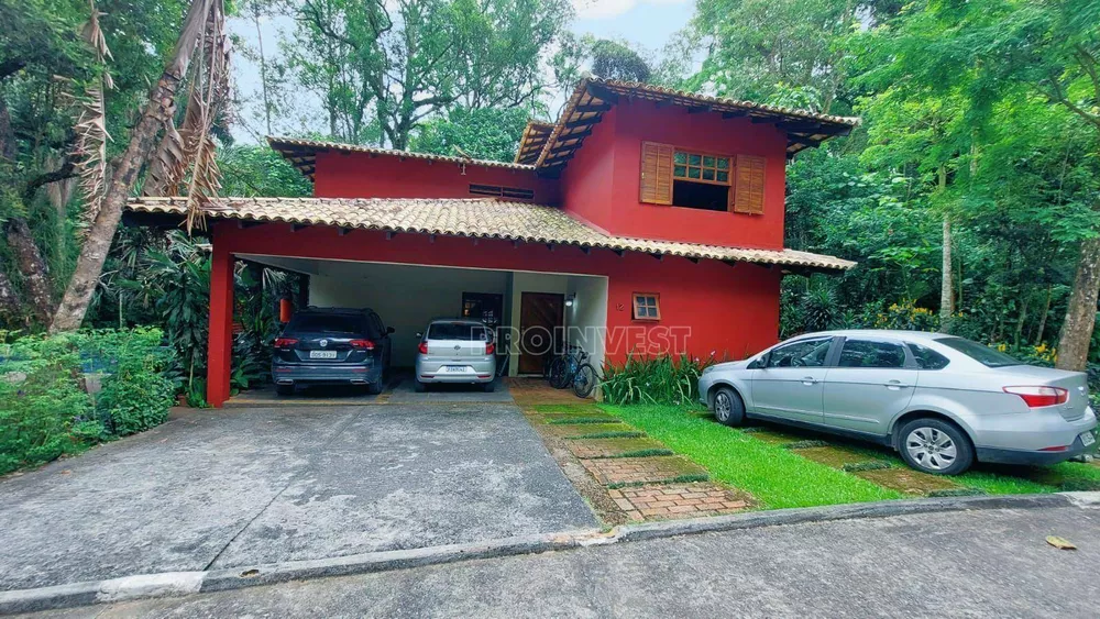 Casa de Condomínio para alugar com 3 quartos, 265m² - Foto 1