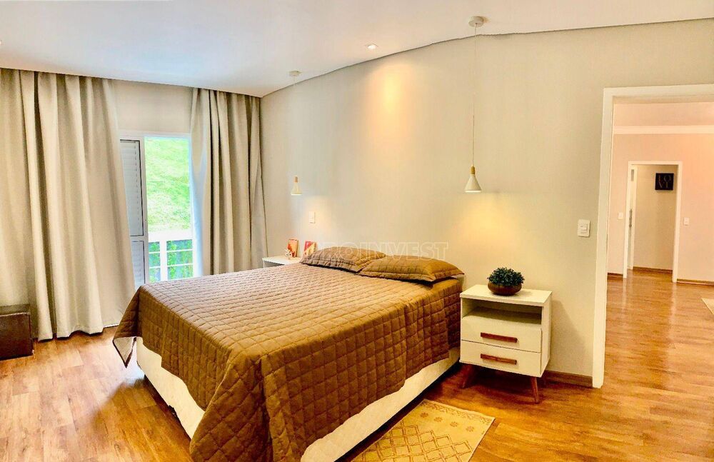 Casa de Condomínio à venda com 3 quartos, 285m² - Foto 3
